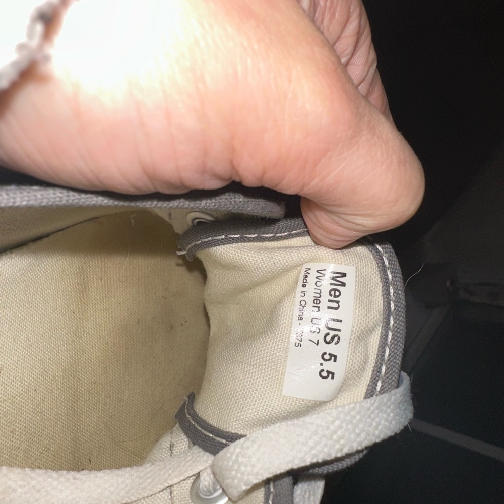 vans - Picture 3 of 3